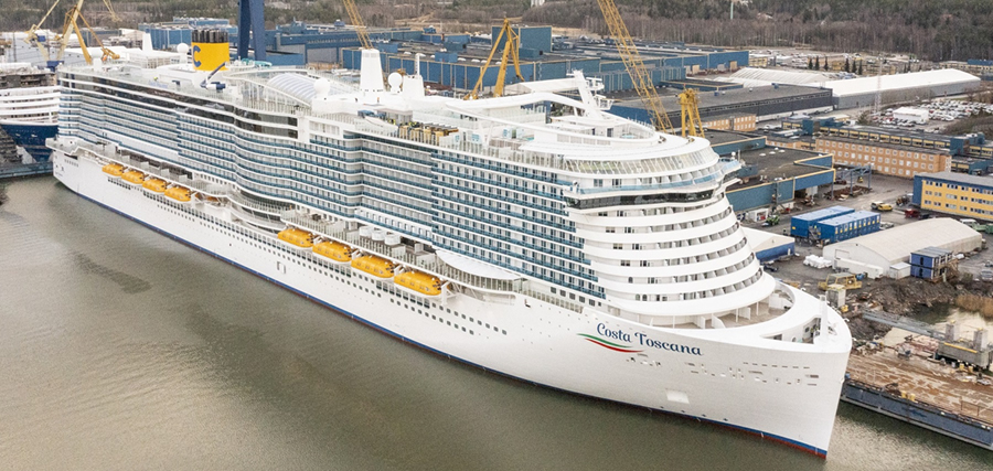 Costa Cruceros recibe el Costa Toscana,